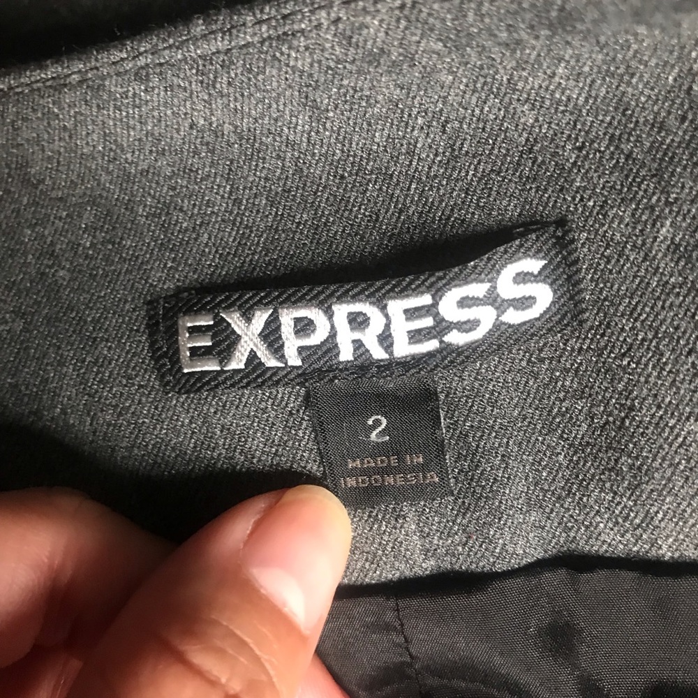 Express pencil skirt - Picture 3 of 3